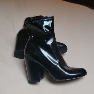 Steve Madden Glossy Black Heeled Boots